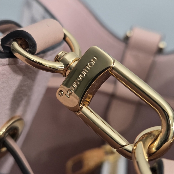 RARE AUTHENTIC LOUIS VUITTON NEONOE MM DAMIER AZUR ROSE BAG - Picture 7 of 15